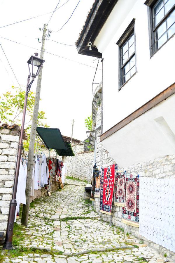 Guest House Luli Berat Exteriér fotografie