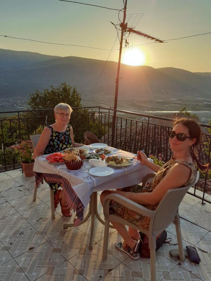 Guest House Luli Berat Exteriér fotografie